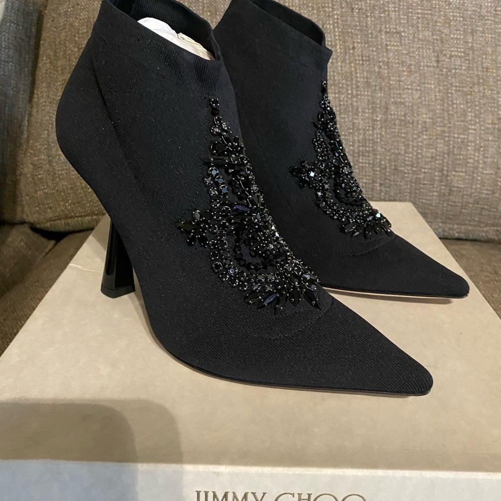 Jimmy Choo Saber
100mm jewelled boots Black